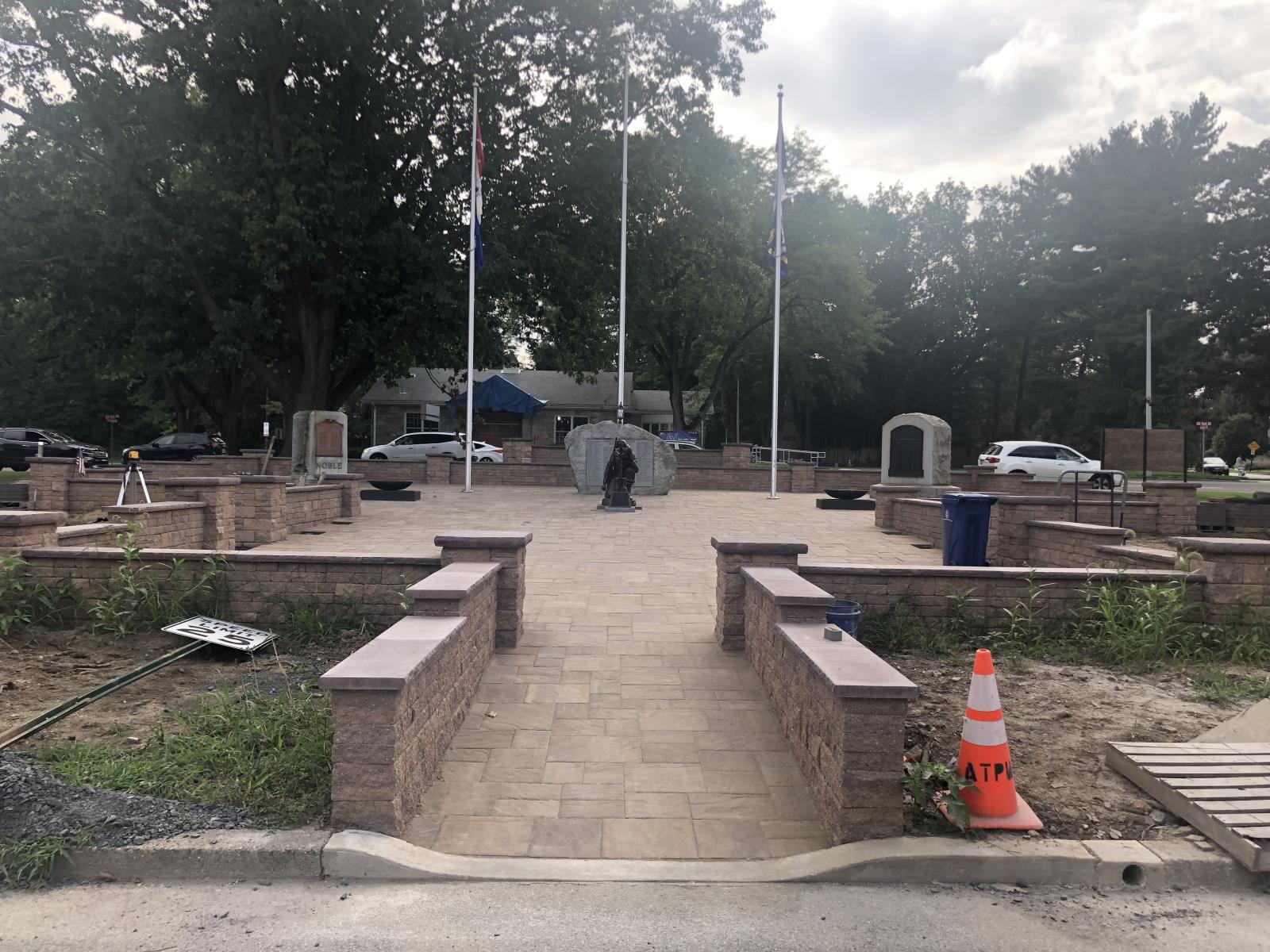 War Memorial Park Entrance